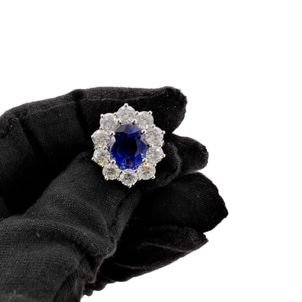 Anello zaffiro Royal blue diamanti e oro  Art. AN2835