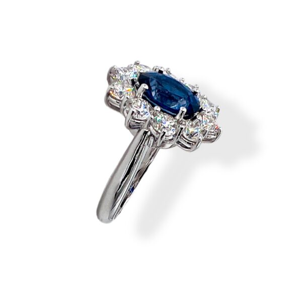 Anello zaffiro Royal blue diamanti e oro  Art. AN2835