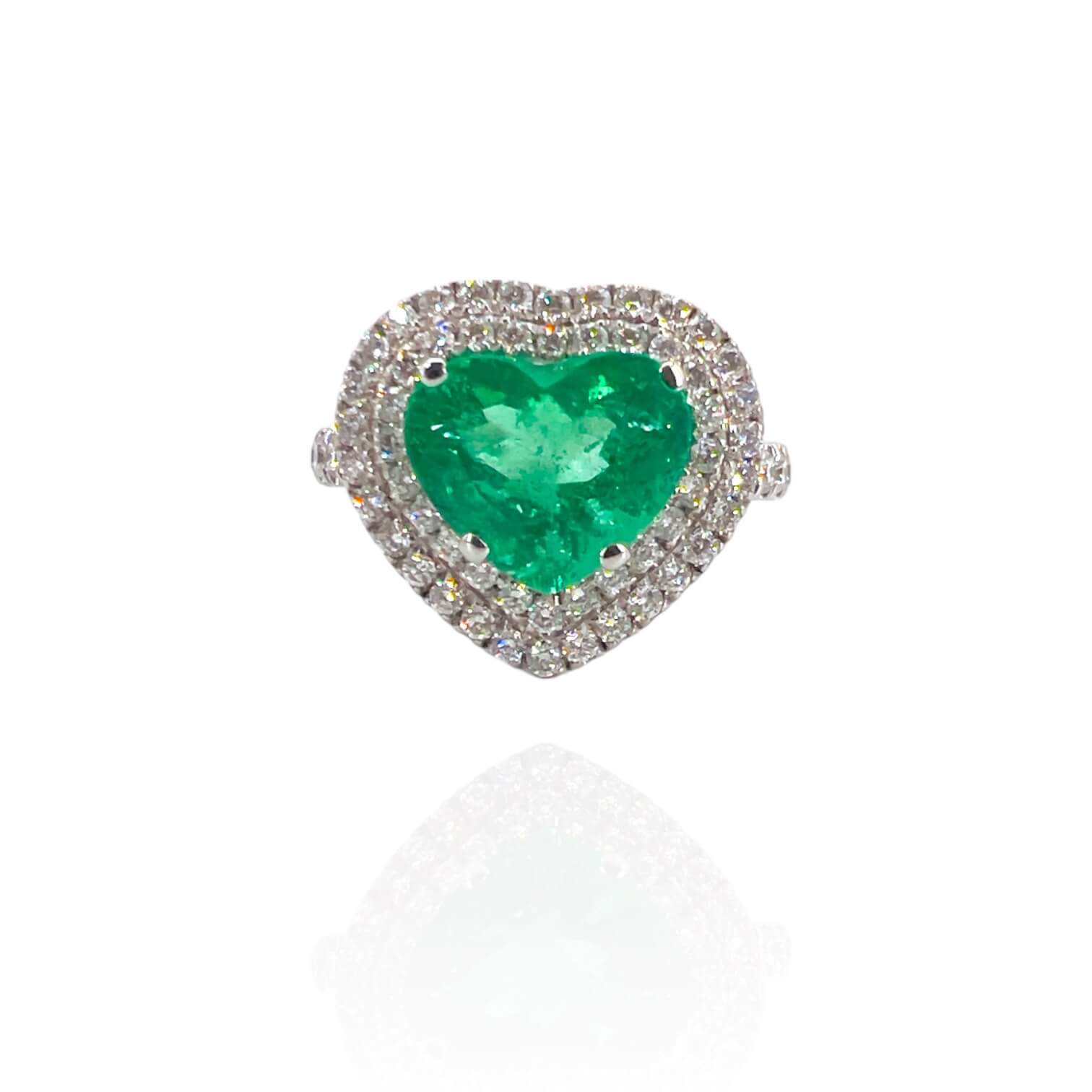 Emerald ring diamonds and gold art.AN1931