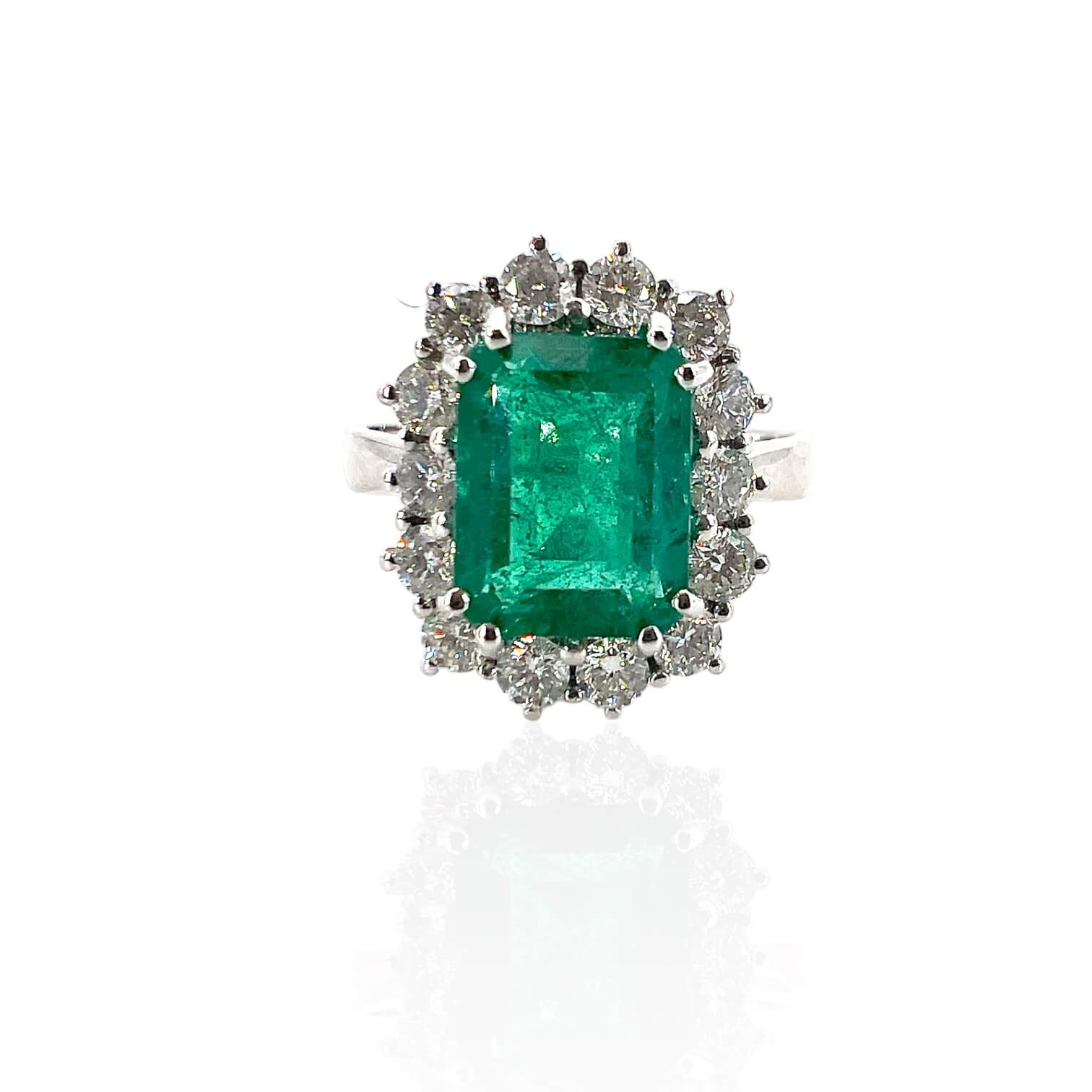Emerald Ring White Gold