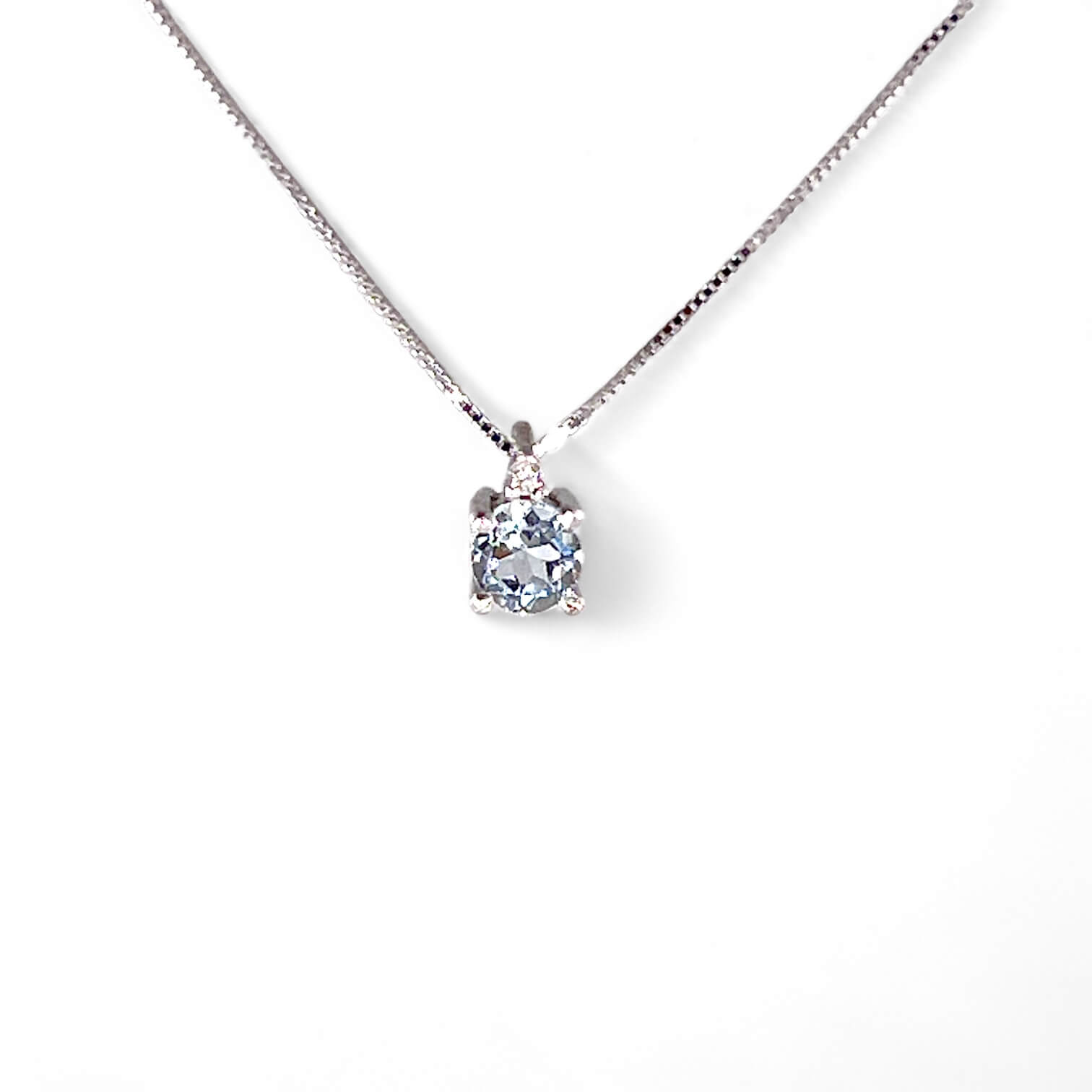 Aquamarine pendant 750% gold and diamonds Art. CD1061-10