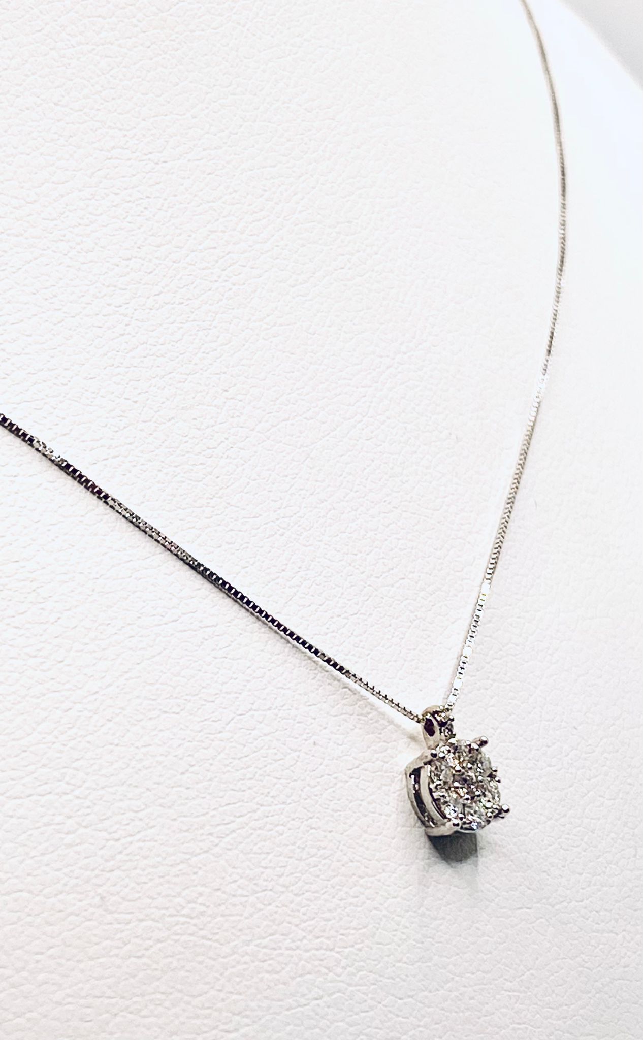Light point pendant with diamond pavé art. CD760-1 Light point pendant with diamond pavé art. CD760-1
