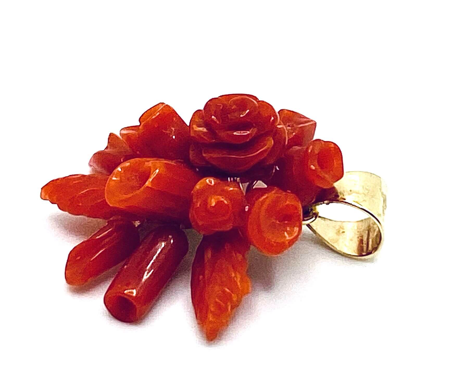 Pendant in Mediterranean coral art. 001 Pendant in Mediterranean coral art. 001