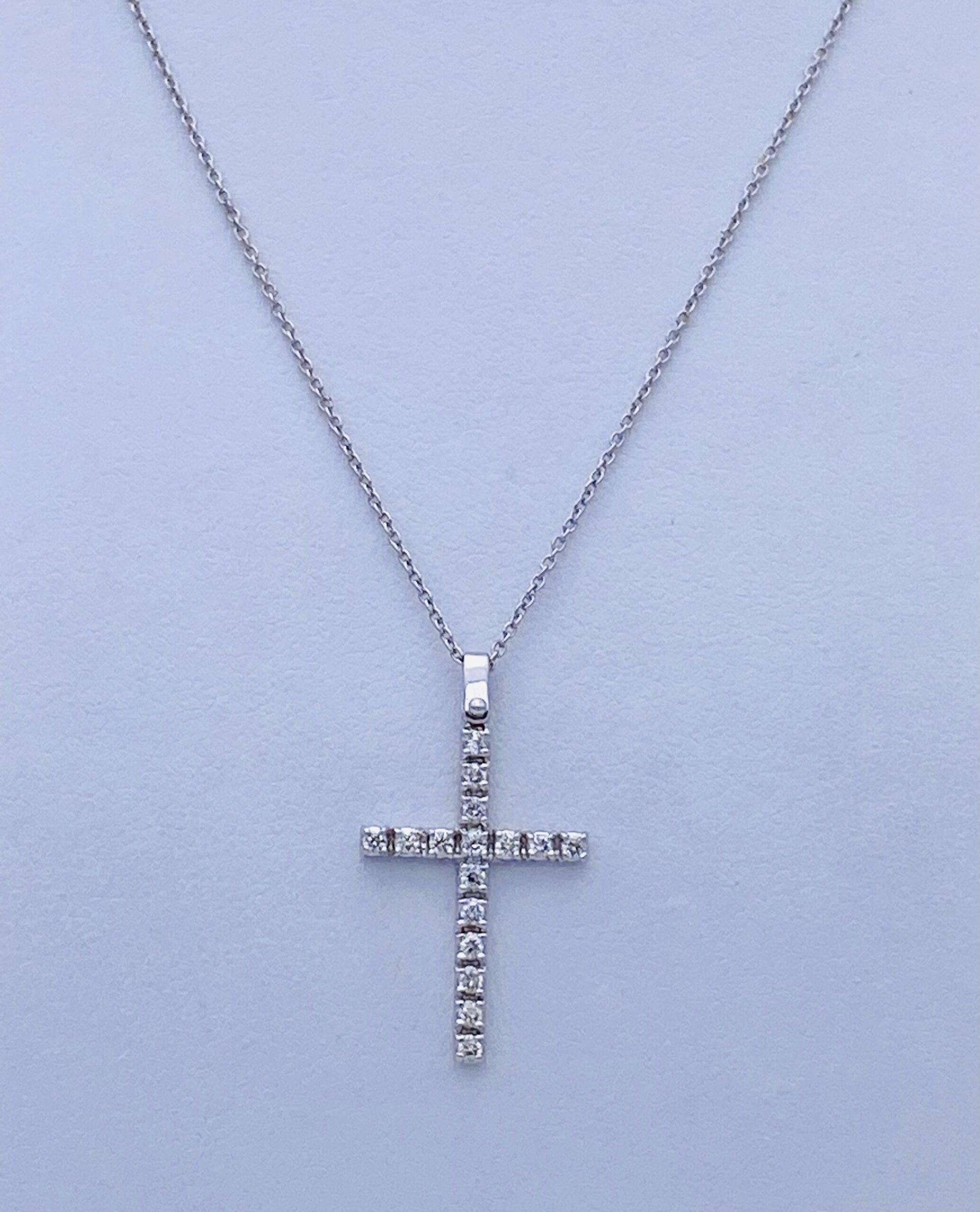 Pendente croce oro bianco  e diamanti Art. GR082