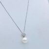 Pearl pendant in white gold 750% art. PENPE1