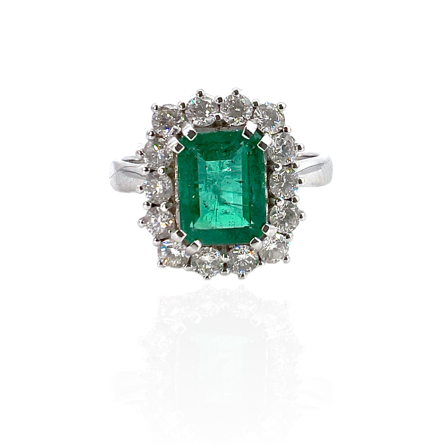 White Gold Emerald Ring
