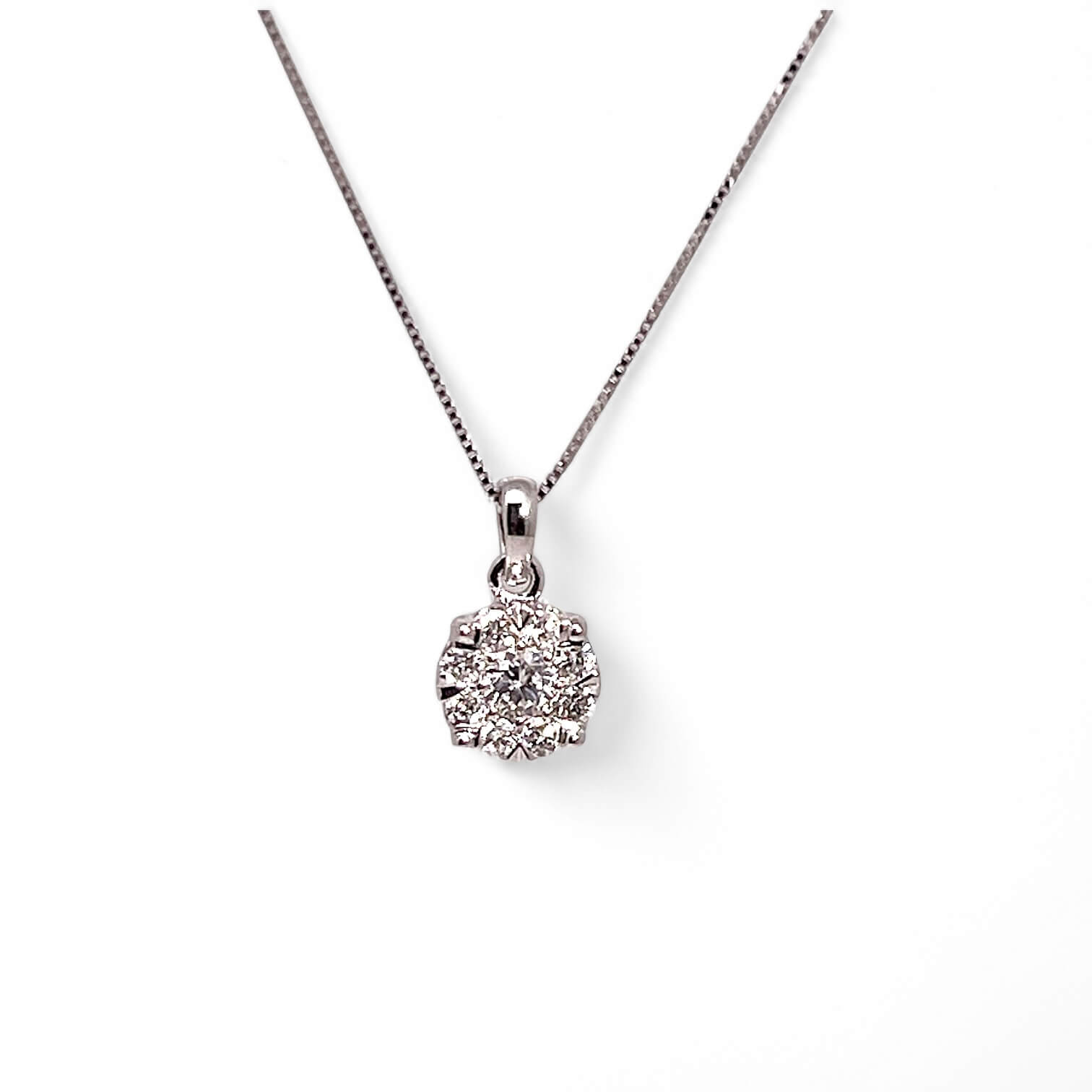 GIROCOLLO-CON-PUNTO-LUCE-ORO-DIAMANTI-