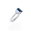Anello zaffiro e diamanti in oro bianco  GEMME Art. ANZ22341