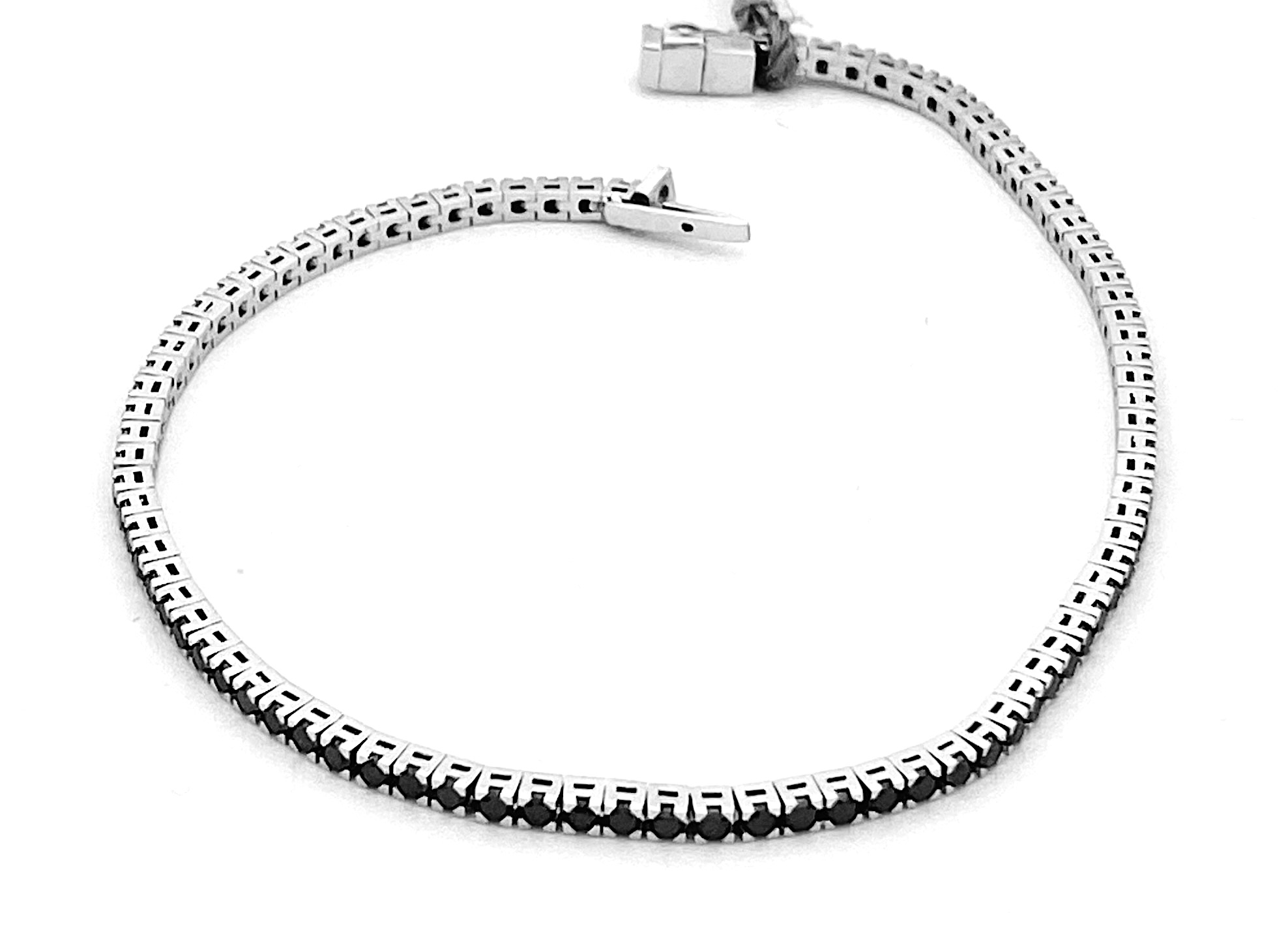 White gold 750% black diamond tennis bracelet art. BR402