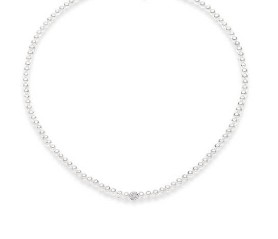 Girocollo perle freshwater mm 4,5-5 con sfera in oro bianco 18 KT art. GRP4,5-5(1p)