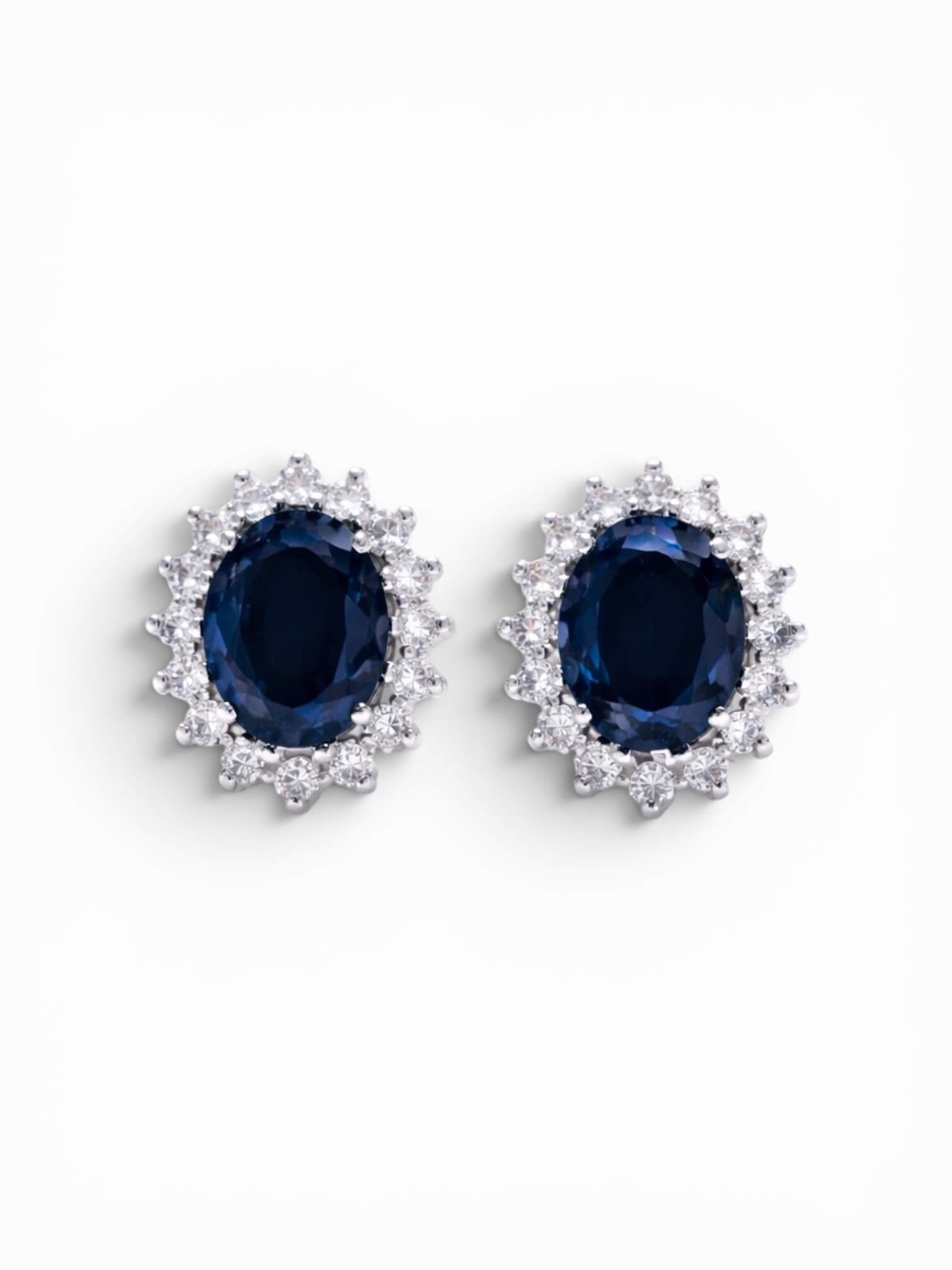 Orecchini Zaffiri Blu Oro e Diamanti  Art. OR815