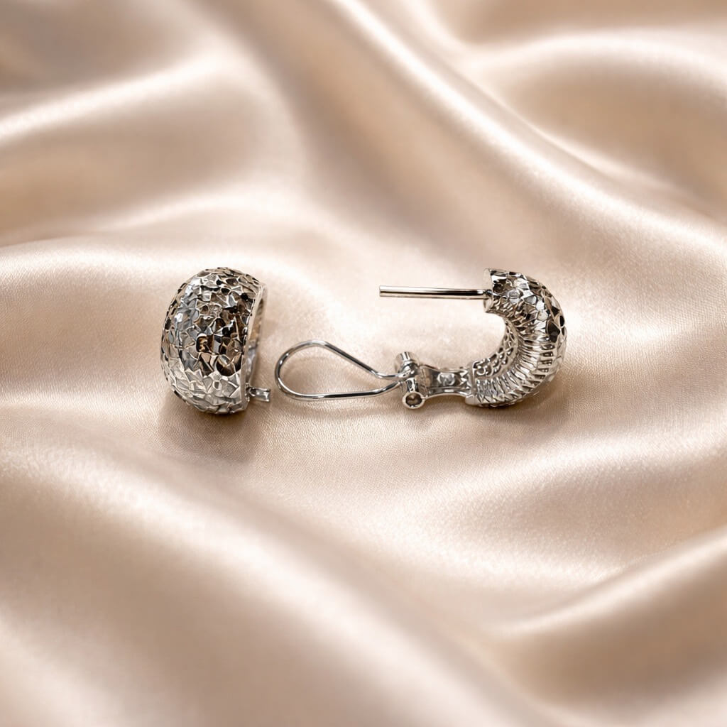 Orecchini in oro BIANCO 18 kt Art. OR13 Orecchini in oro BIANCO 18 kt Art. OR13