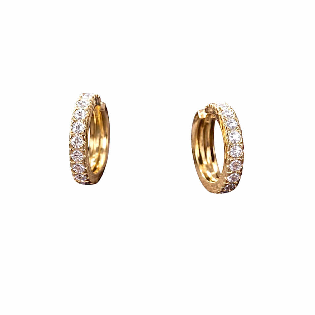 Orecchini  cerchio  in oro 18 kt e zirconi Art. OR27