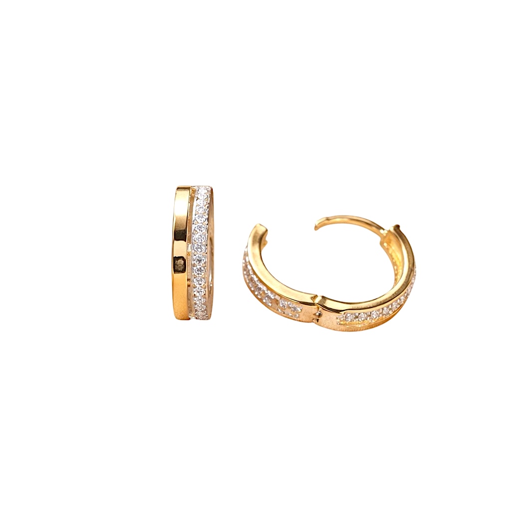 Orecchini  cerchio  in oro 18 kt Art. OR37