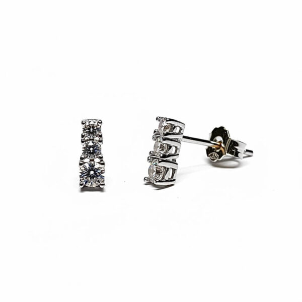 Orecchini TRILOGY  in oro 18 kt e zirconi Art. OR73