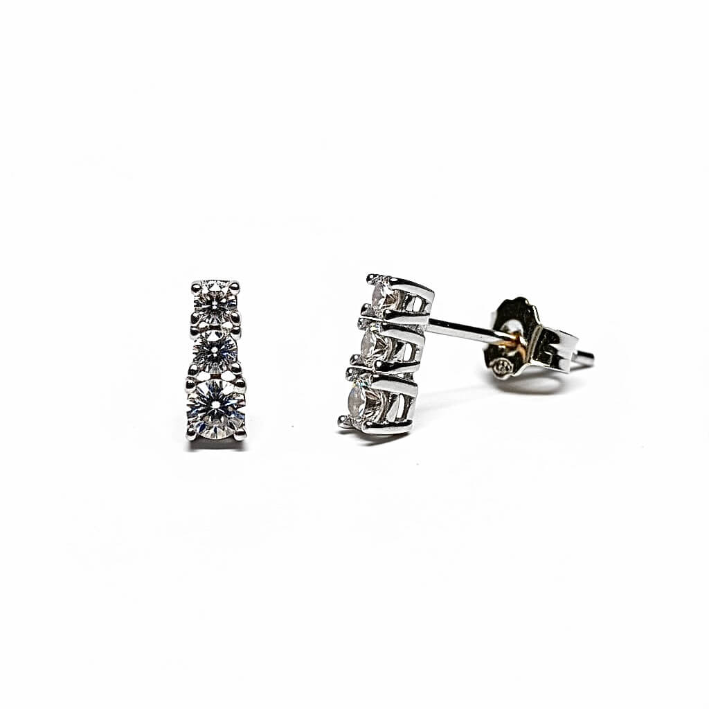 Orecchini TRILOGY  in oro 18 kt e zirconi Art. OR73
